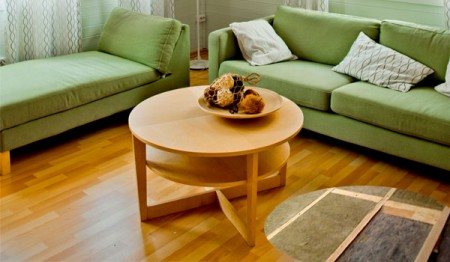 Anche il pavimento in legno richiede isolamento: questo renderà la casa confortevole e farà risparmiare denaro sul riscaldamento