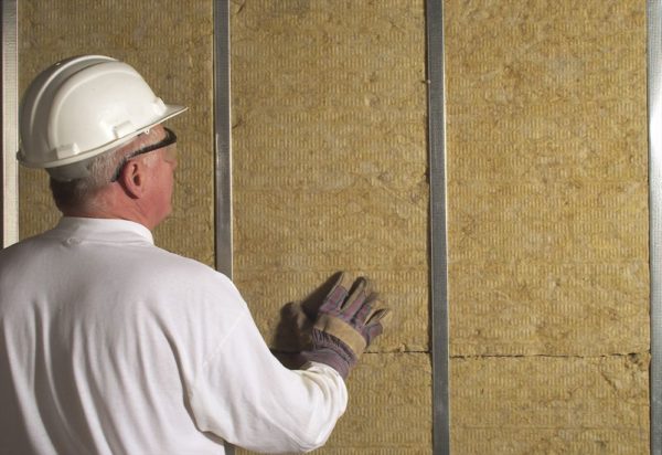 The instruction allows you to work with mineral wool on your own, without the involvement of specialists.