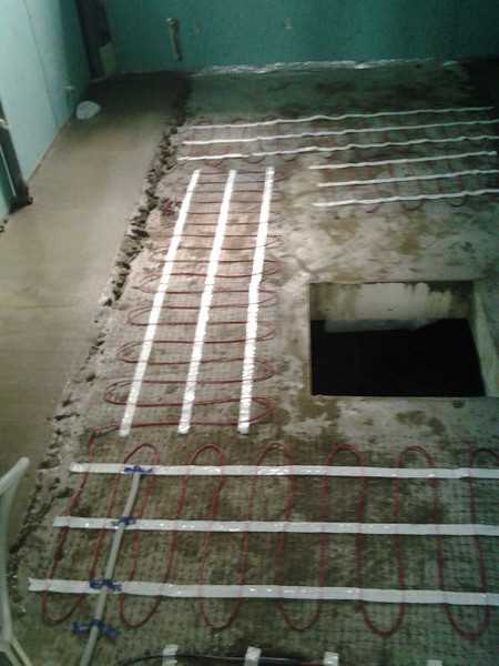 Měření hlavních parametrů teplé podlahy