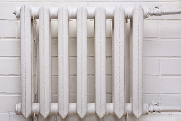 Comment et quoi réparer une fuite dans une batterie de chauffage, afin de ne pas dépenser d'argent pour un nouveau radiateur