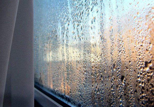 Comment se débarrasser de l'humidité dans un appartement ou une maison: appareils et méthodes