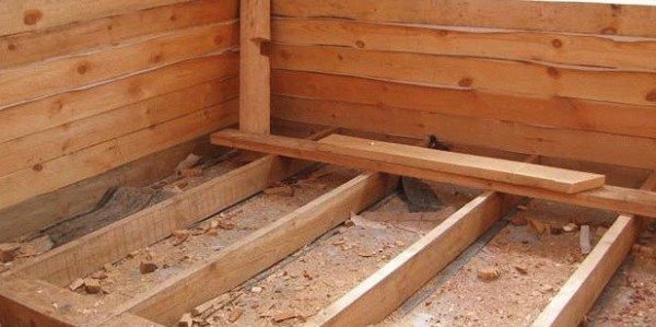 Ako izolovať podlahy v kúpeľnom dome - Staviame kúpeľný dom alebo saunu