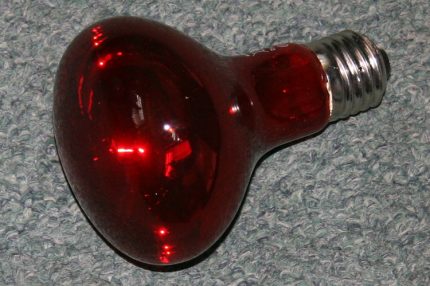 Lámpara de infrarrojos roja