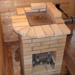 Mini horno de ladrillos para casas de verano