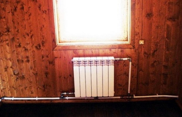 One radiator connected to one pipe