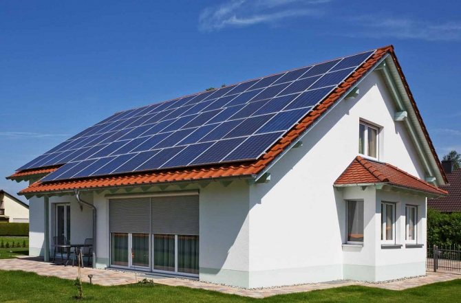 Bevor Sie Sonnenkollektoren für ein Privathaus kaufen, sollten Sie die Funktionsweise sorgfältig prüfen.