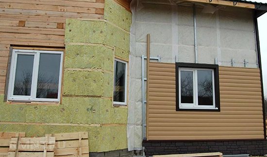 Ưu điểm và các giai đoạn tạo mặt tiền thông gió cho ngôi nhà gỗ