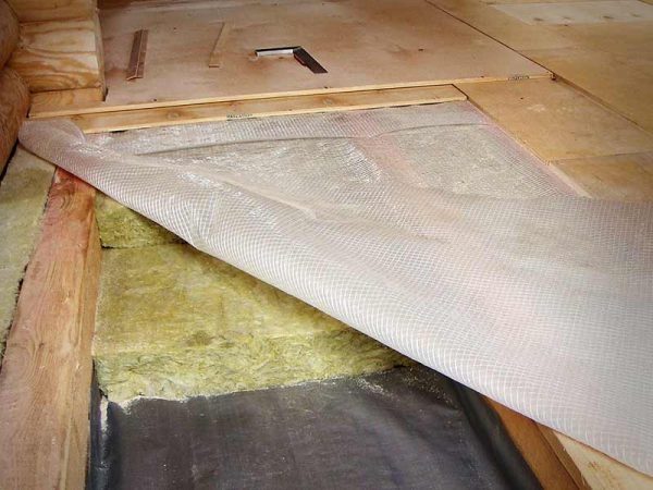 The floor is the coldest part of the house, it requires high-quality insulation
