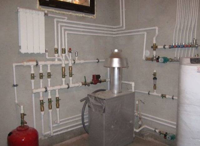 Connexió pas a pas d’un radiador de calefacció a canonades de polipropilè
