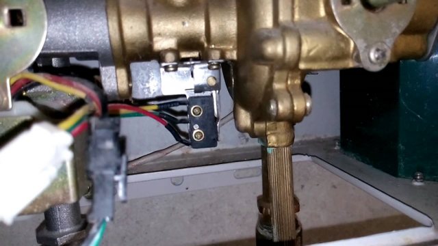 ซ่อมเครื่องทำน้ำอุ่นแก๊ส DIY