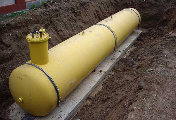 Система за газови резервоари, когато се монтира под земята