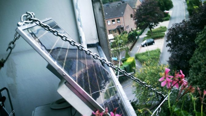 الألواح الشمسية على الشرفة