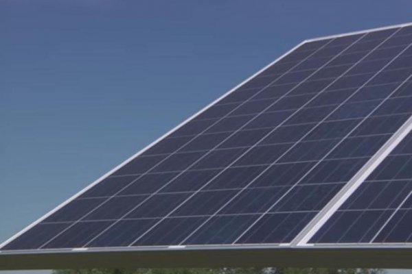 Solpaneler - batterier med solceller