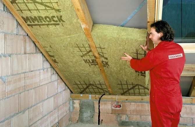 Technologie izolace střechy na jemnostech a nuancích krokví