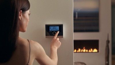 Tinh chỉnh hệ thống sưởi ấm, có sẵn cho mọi người cách kết nối bộ điều nhiệt trong phòng với lò hơi đốt khí