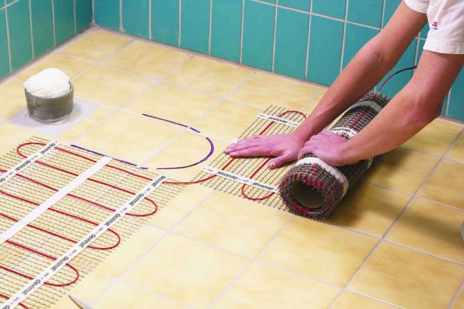 installazione di tappetini riscaldanti a pavimento