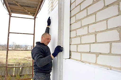 Do-it-yourself home insulation with foam plastic