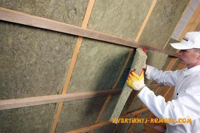 Insulation of the attic with mineral wool